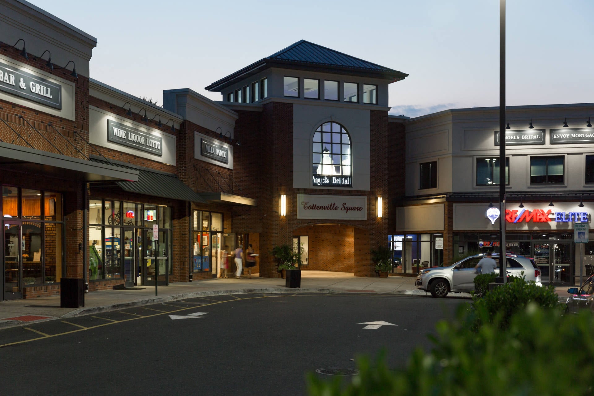 Tottenville Square
